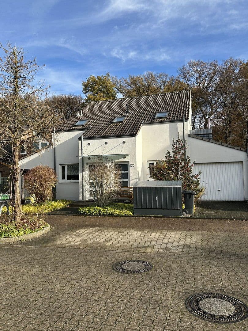 house for sale, 191 m², Langenfeld (Rheinland), North Rhine-Westphalia house for sale, 191 m², Langenfeld (Rheinland), North Rhine-Westphalia