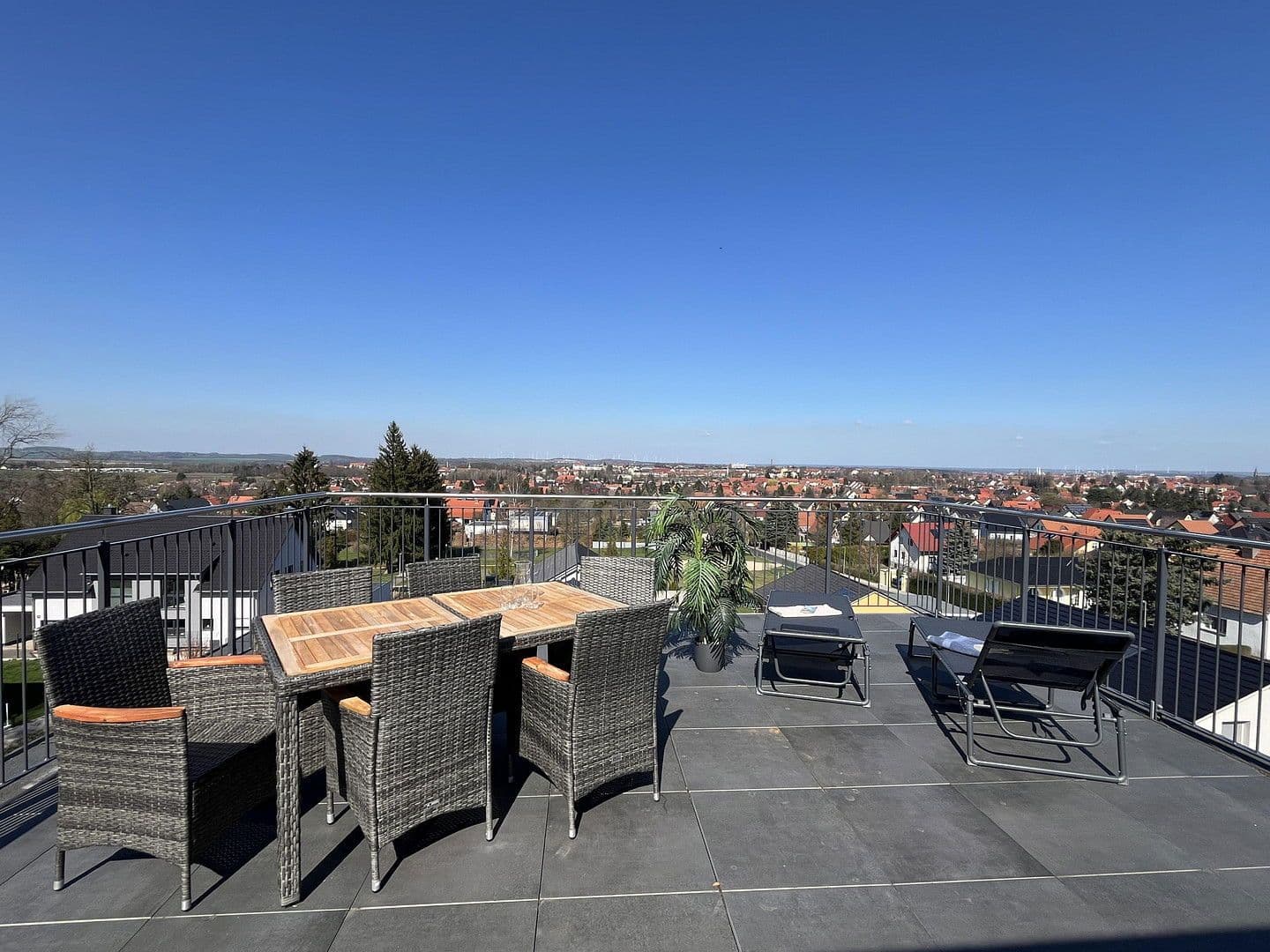 2 bedroom with open-plan kitchen flat to rent, 115 m², Schlaurother Str. 10, Görlitz, Saxony 2 bedroom with open-plan kitchen flat to rent, 115 m², Schlaurother Str. 10, Görlitz, Saxony