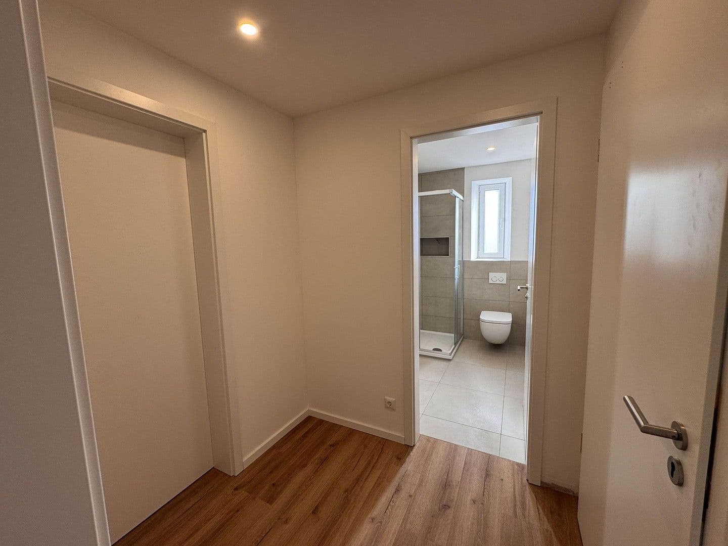 1 bedroom with open-plan kitchen flat to rent, 50 m², Miltenbergstraße 18, Augsburg, Bavaria 1 bedroom with open-plan kitchen flat to rent, 50 m², Miltenbergstraße 18, Augsburg, Bavaria