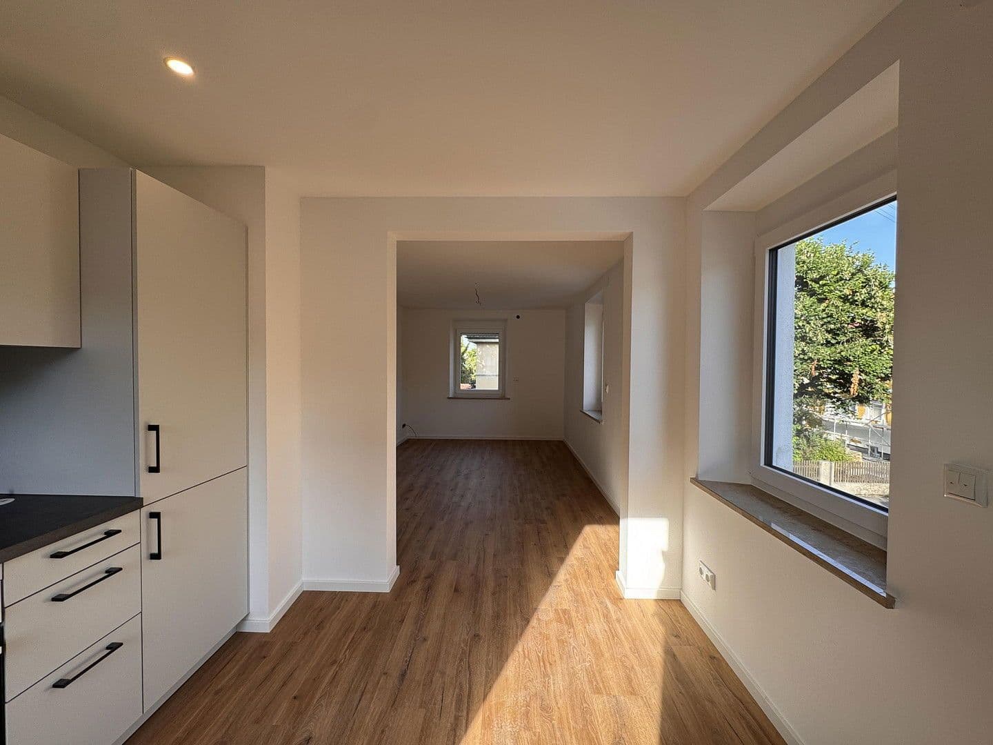 1 bedroom with open-plan kitchen flat to rent, 50 m², Miltenbergstraße 18, Augsburg, Bavaria 1 bedroom with open-plan kitchen flat to rent, 50 m², Miltenbergstraße 18, Augsburg, Bavaria