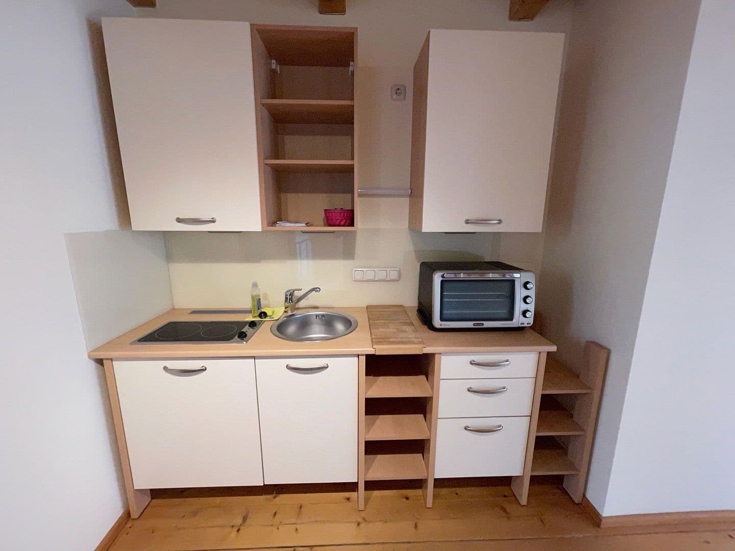 1 bedroom flat to rent, 35 m², Frauenberg 9, Krems/Stein, Lower Austria 1 bedroom flat to rent, 35 m², Frauenberg 9, Krems/Stein, Lower Austria