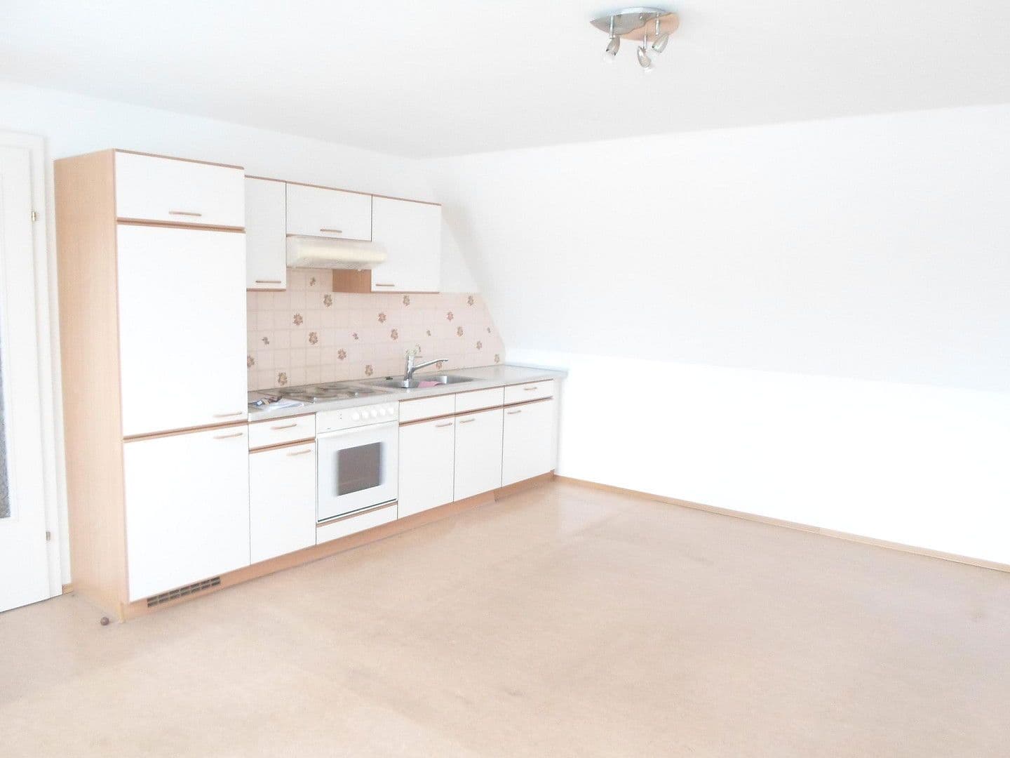 2 bedroom flat to rent, 50 m², SCHLOSSWEG 2, Burgau, Styria 2 bedroom flat to rent, 50 m², SCHLOSSWEG 2, Burgau, Styria