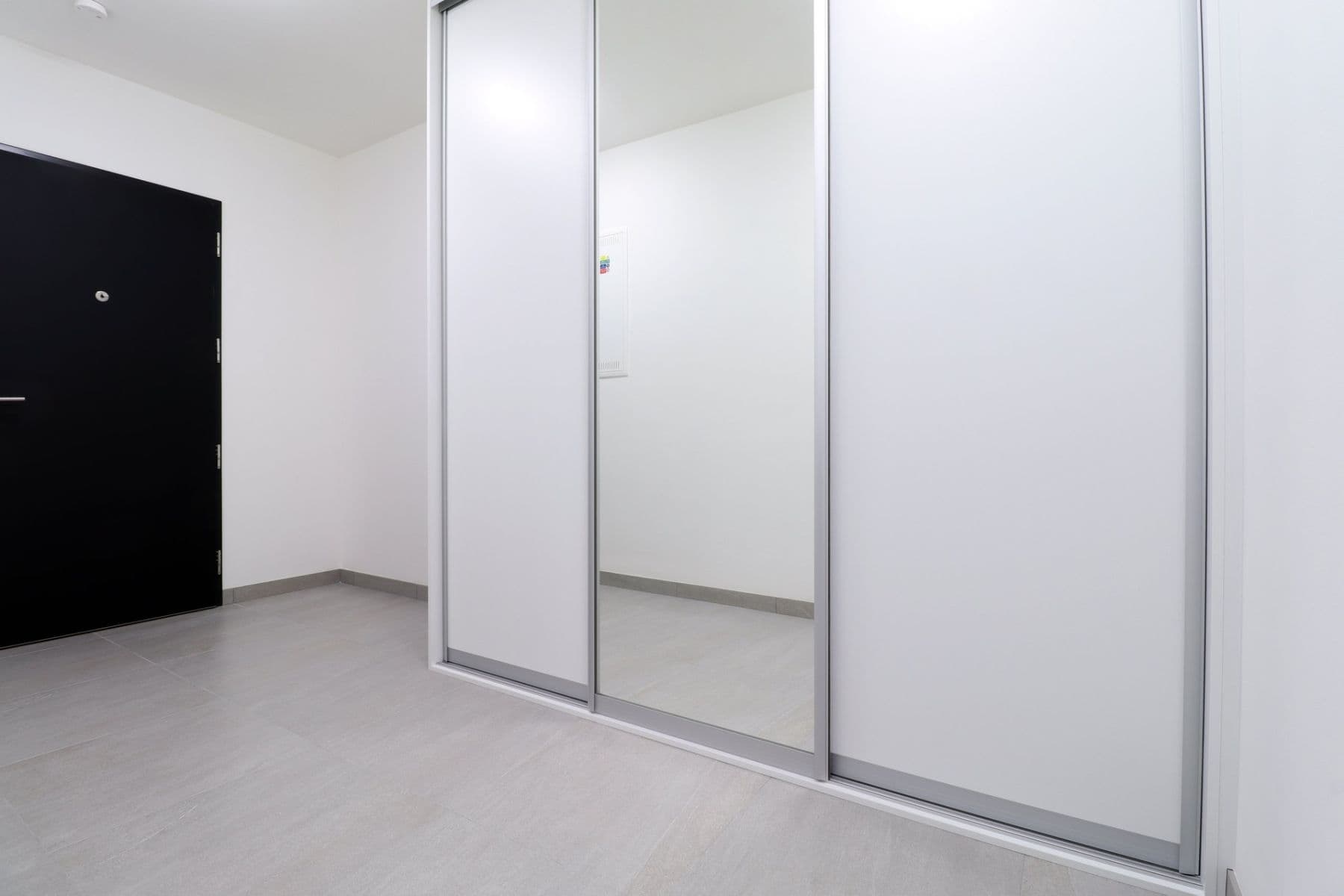 1 bedroom with open-plan kitchen flat to rent, 72 m², Mukařovského, Prague, Prague 1 bedroom with open-plan kitchen flat to rent, 72 m², Mukařovského, Prague, Prague