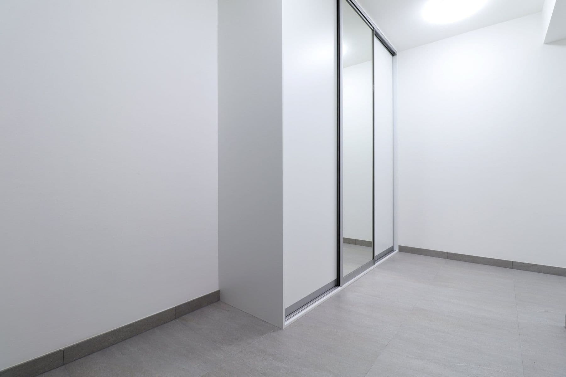 1 bedroom with open-plan kitchen flat to rent, 72 m², Mukařovského, Prague, Prague 1 bedroom with open-plan kitchen flat to rent, 72 m², Mukařovského, Prague, Prague