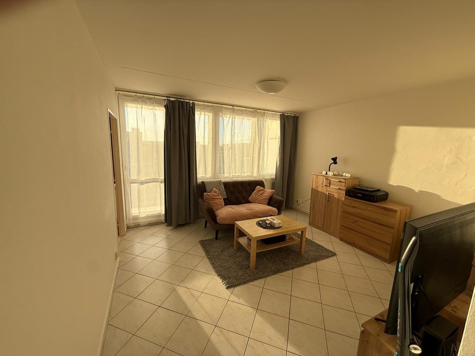 1 bedroom with open-plan kitchen flat to rent, 42 m², Nekvasilova, Prague, Prague 1 bedroom with open-plan kitchen flat to rent, 42 m², Nekvasilova, Prague, Prague