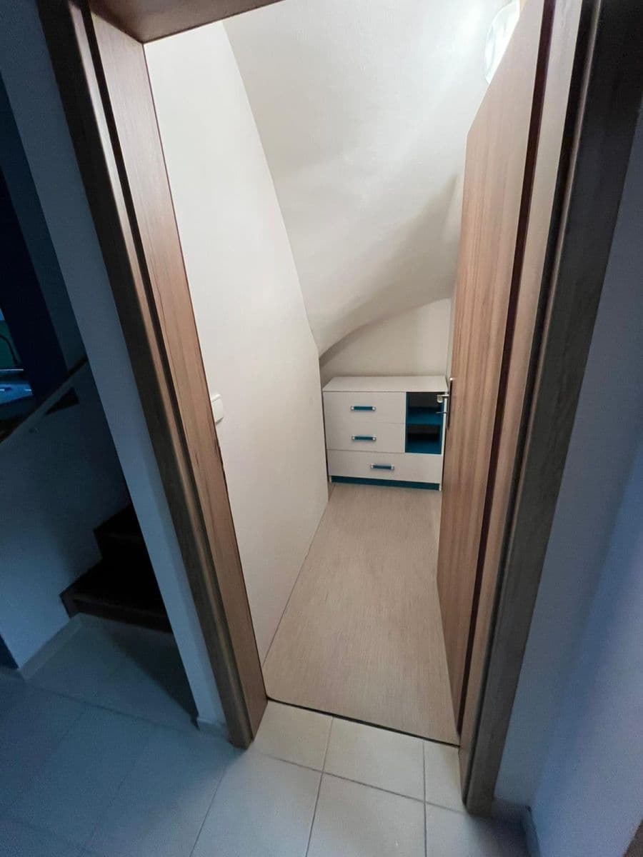 house to rent, 125 m², Na Zámku, Nehvizdy, Středočeský Region house to rent, 125 m², Na Zámku, Nehvizdy, Středočeský Region