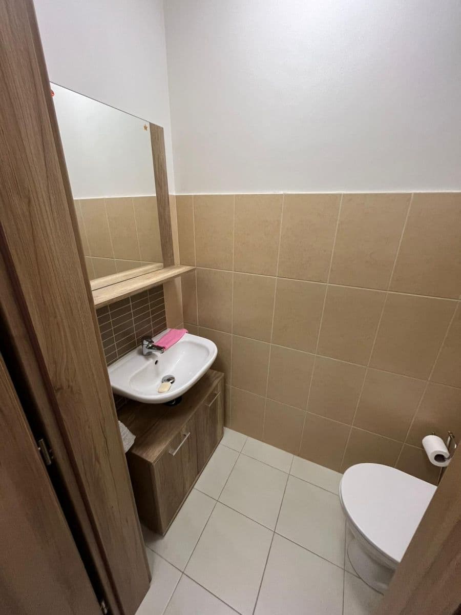 house to rent, 125 m², Na Zámku, Nehvizdy, Středočeský Region house to rent, 125 m², Na Zámku, Nehvizdy, Středočeský Region