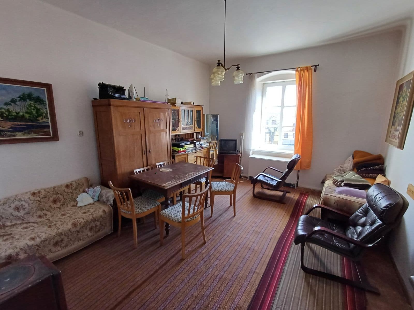 house for sale, 235 m², Masarykovo náměstí, Zbiroh, Plzeňský Region house for sale, 235 m², Masarykovo náměstí, Zbiroh, Plzeňský Region