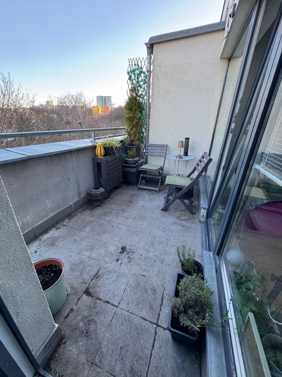 3 bedroom with open-plan kitchen flat to rent, 85 m², U Michelského mlýna, Prague, Prague 3 bedroom with open-plan kitchen flat to rent, 85 m², U Michelského mlýna, Prague, Prague