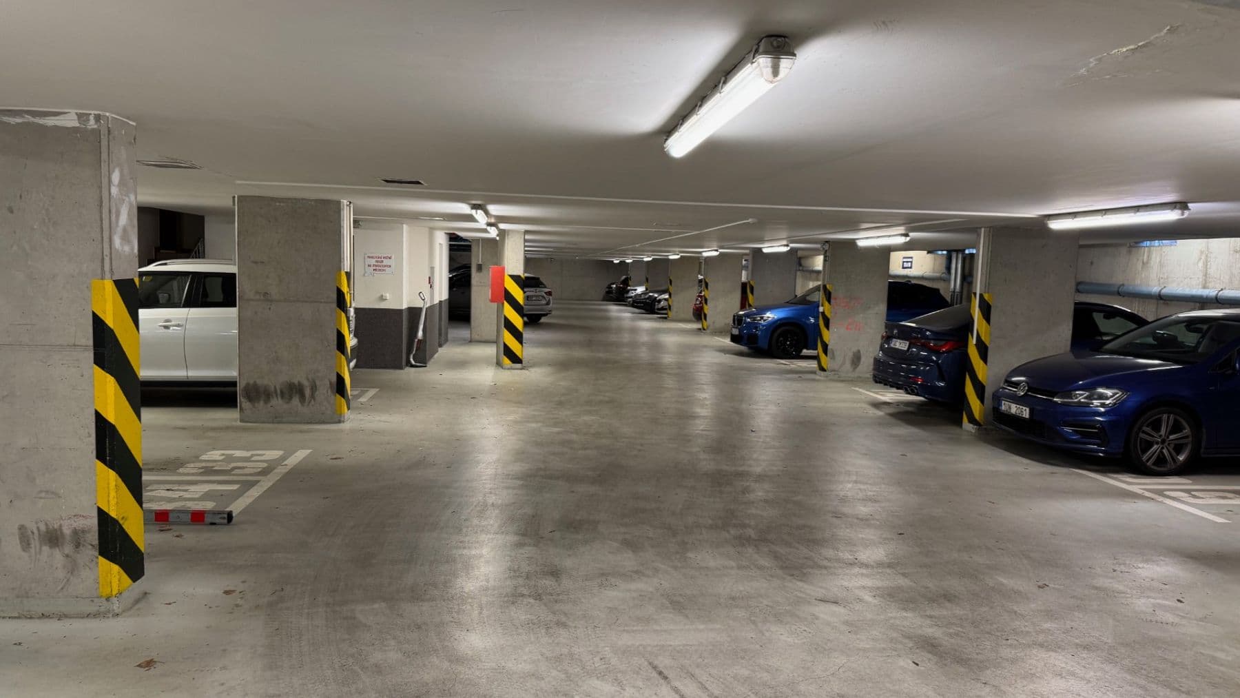 3 bedroom with open-plan kitchen flat to rent, 85 m², U Michelského mlýna, Prague, Prague 3 bedroom with open-plan kitchen flat to rent, 85 m², U Michelského mlýna, Prague, Prague