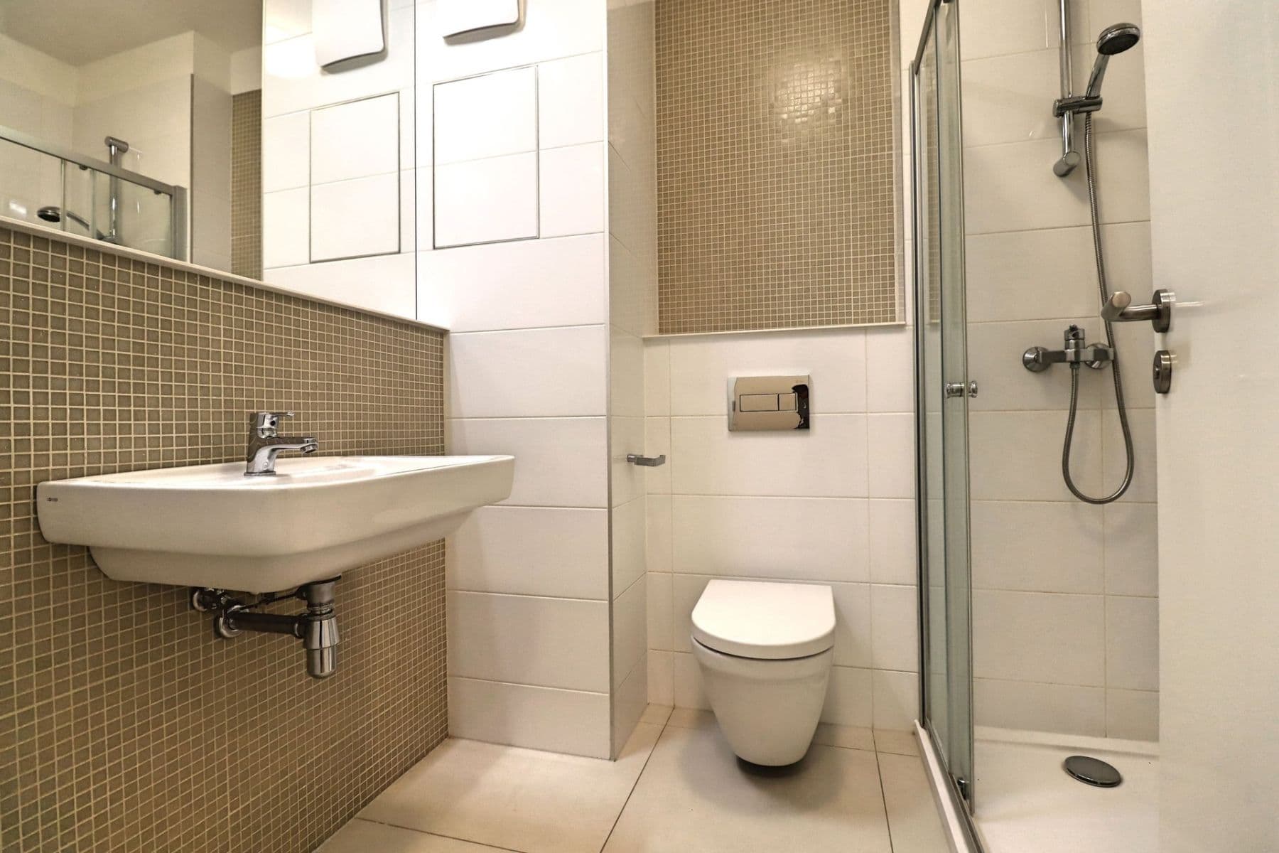 Studio flat to rent, 52 m², Novovysočanská, Prague, Prague Studio flat to rent, 52 m², Novovysočanská, Prague, Prague