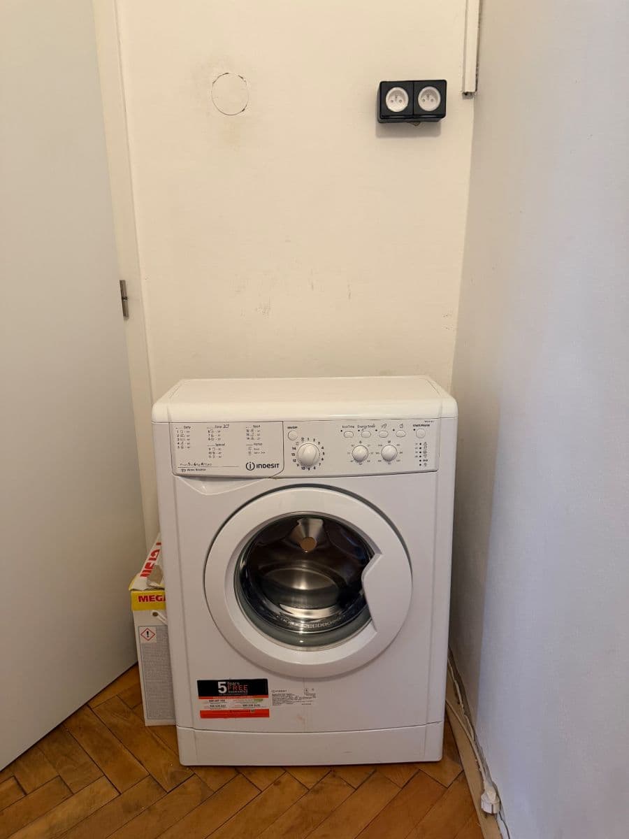 2 bedroom flat to rent, 58 m², Tusarova, Prague, Prague 2 bedroom flat to rent, 58 m², Tusarova, Prague, Prague