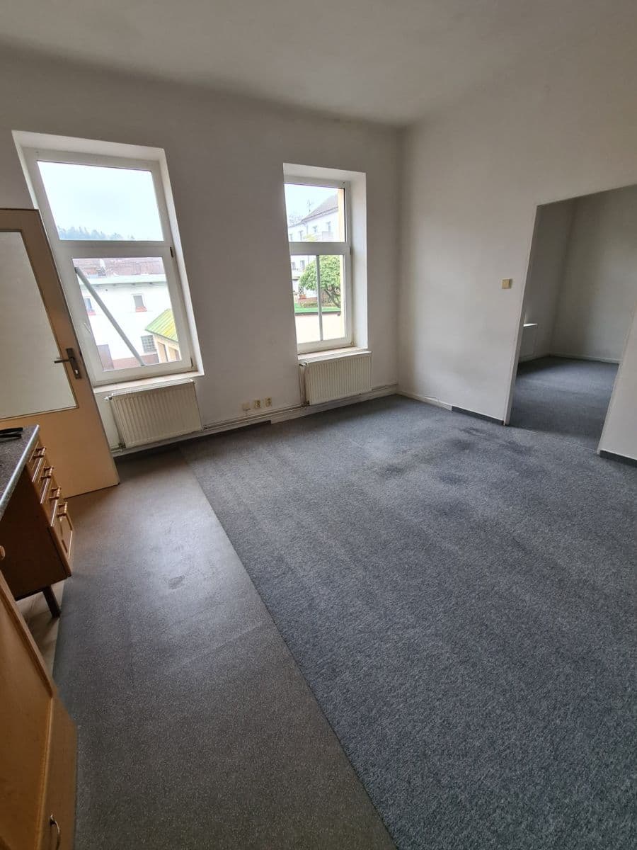 1 bedroom with open-plan kitchen flat to rent, 42 m², Křížová, Jablonec nad Nisou, Liberecký Region 1 bedroom with open-plan kitchen flat to rent, 42 m², Křížová, Jablonec nad Nisou, Liberecký Region