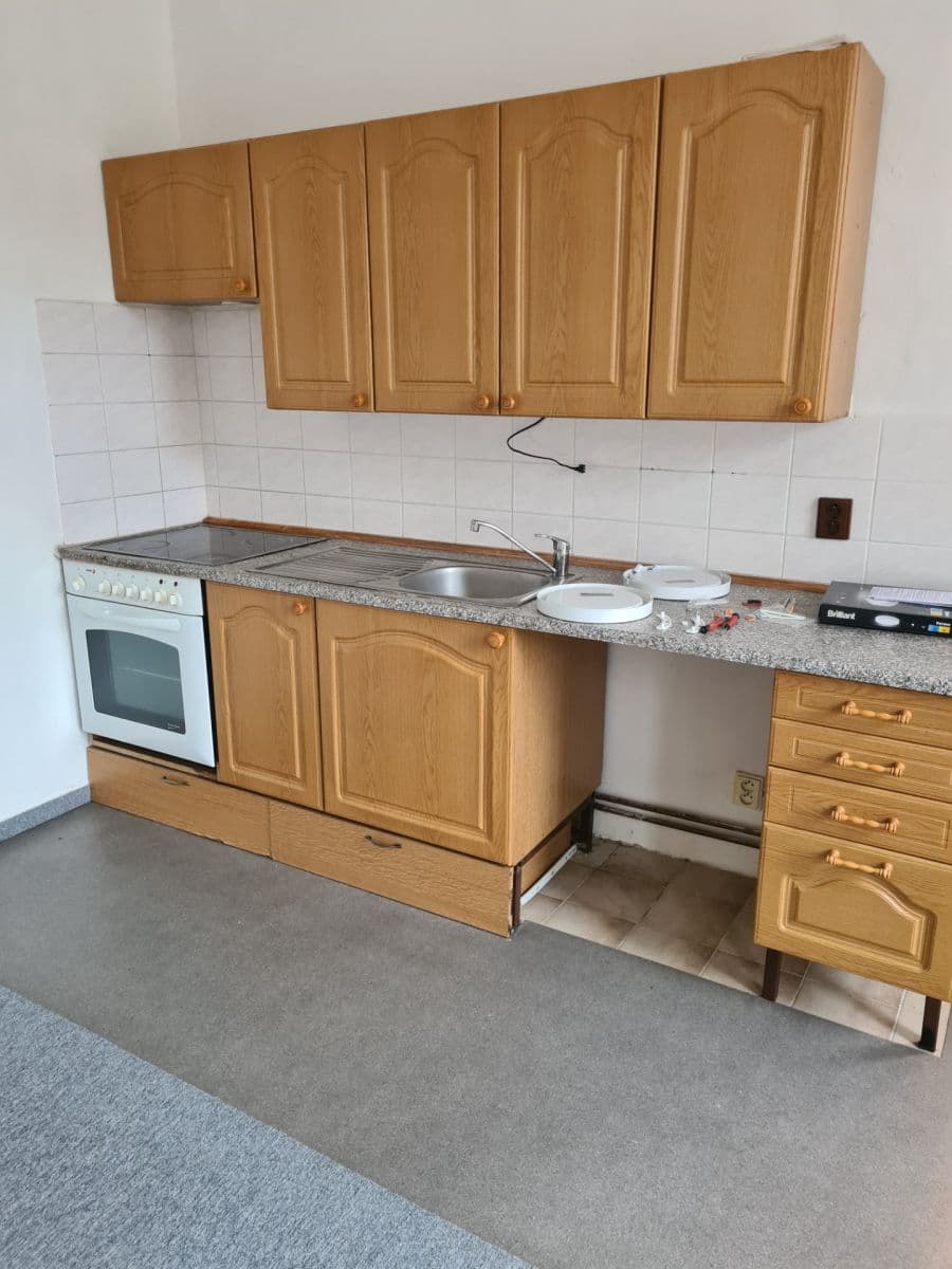 1 bedroom with open-plan kitchen flat to rent, 42 m², Křížová, Jablonec nad Nisou, Liberecký Region 1 bedroom with open-plan kitchen flat to rent, 42 m², Křížová, Jablonec nad Nisou, Liberecký Region