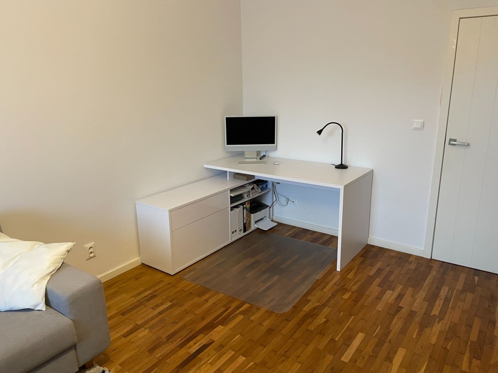 2 bedroom flat to rent, 57 m², Pražská, Bratislava - mestská časť Staré Mesto, Bratislavský Region 2 bedroom flat to rent, 57 m², Pražská, Bratislava - mestská časť Staré Mesto, Bratislavský Region