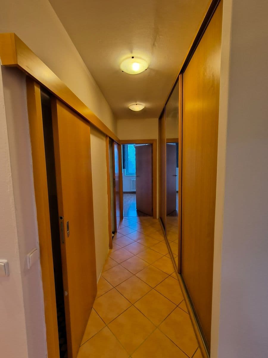 3 bedroom flat to rent, 80 m², Moldavská, Brno, Jihomoravský Region 3 bedroom flat to rent, 80 m², Moldavská, Brno, Jihomoravský Region