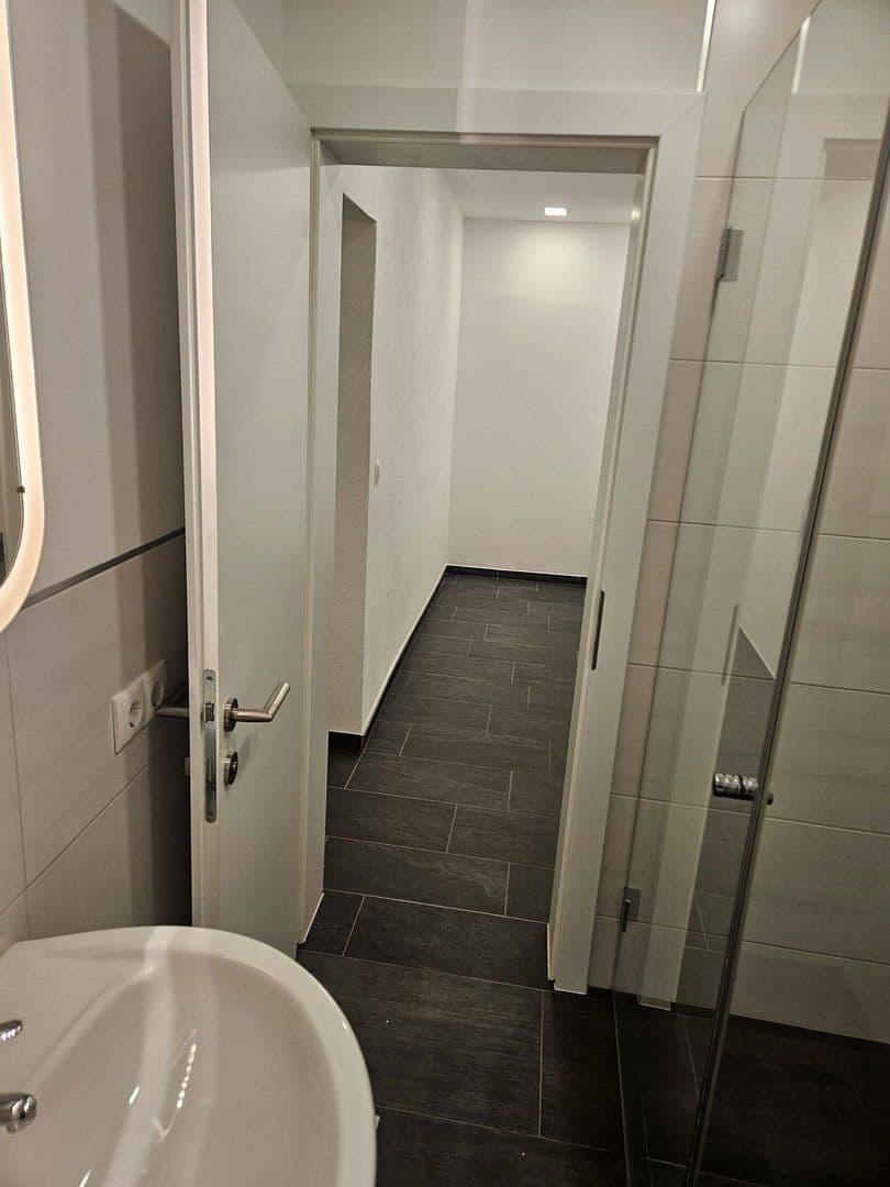 Studio flat to rent, 30 m², Krüseweg 7, Absam, Tyrol Studio flat to rent, 30 m², Krüseweg 7, Absam, Tyrol