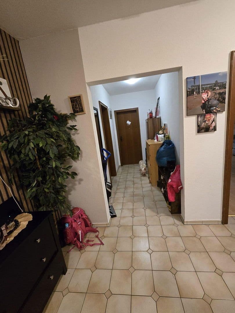 3 bedroom flat to rent, 95 m², Waldorfer Weg 41, Bornheim, North Rhine-Westphalia 3 bedroom flat to rent, 95 m², Waldorfer Weg 41, Bornheim, North Rhine-Westphalia