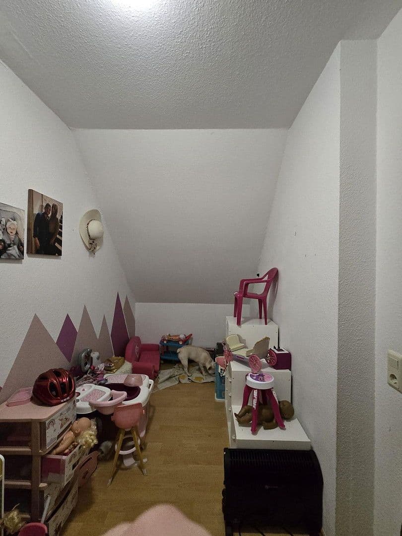 3 bedroom flat to rent, 95 m², Waldorfer Weg 41, Bornheim, North Rhine-Westphalia 3 bedroom flat to rent, 95 m², Waldorfer Weg 41, Bornheim, North Rhine-Westphalia