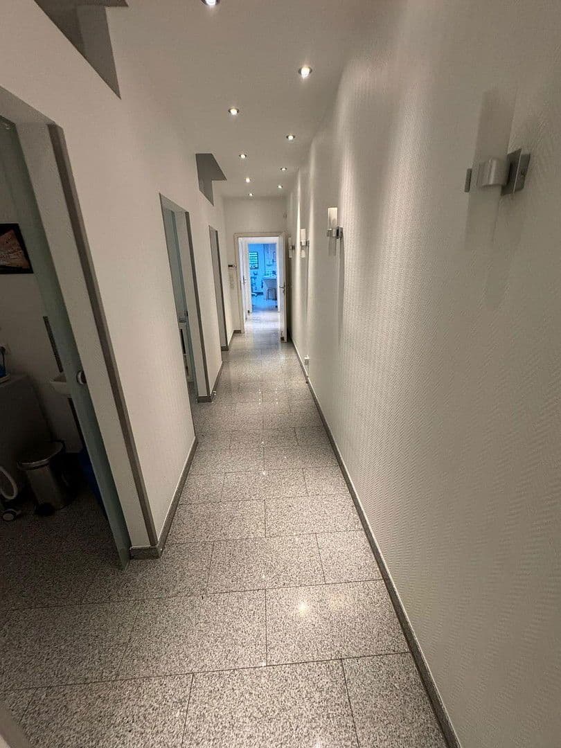 office to rent, 100 m², Bonn-Endenich, North Rhine-Westphalia office to rent, 100 m², Bonn-Endenich, North Rhine-Westphalia