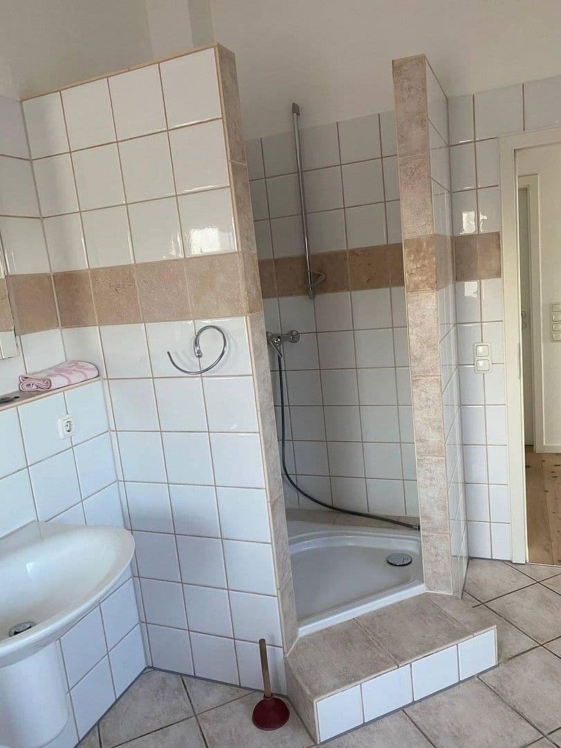 1 bedroom with open-plan kitchen flat to rent, 85 m², Seligenstadt, Hesse 1 bedroom with open-plan kitchen flat to rent, 85 m², Seligenstadt, Hesse