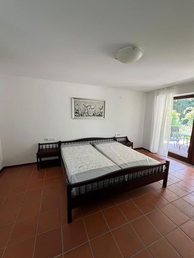 house for sale, 540 m², Waldweg 15, Kötz, Bavaria house for sale, 540 m², Waldweg 15, Kötz, Bavaria