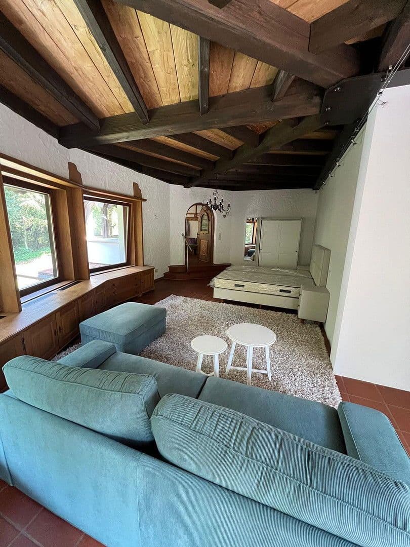 house for sale, 540 m², Waldweg 15, Kötz, Bavaria house for sale, 540 m², Waldweg 15, Kötz, Bavaria