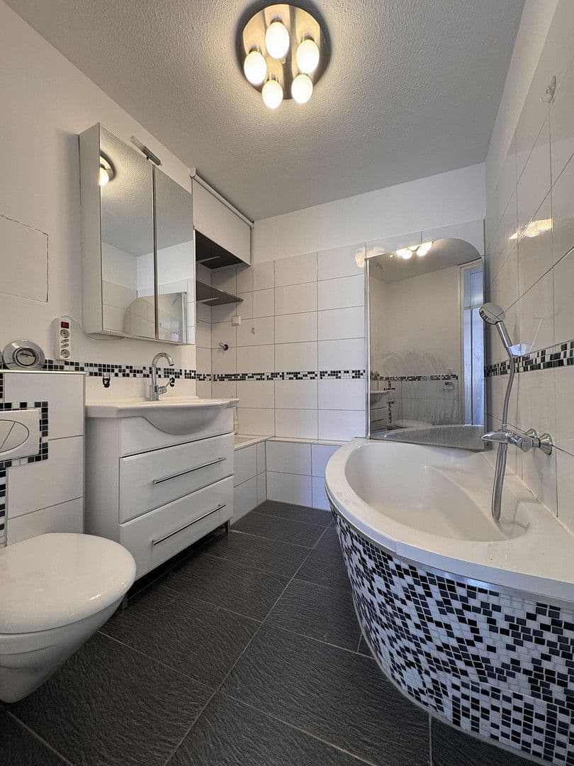 4 bedroom flat to rent, 94 m², Mainz, Rhineland-Palatinate 4 bedroom flat to rent, 94 m², Mainz, Rhineland-Palatinate