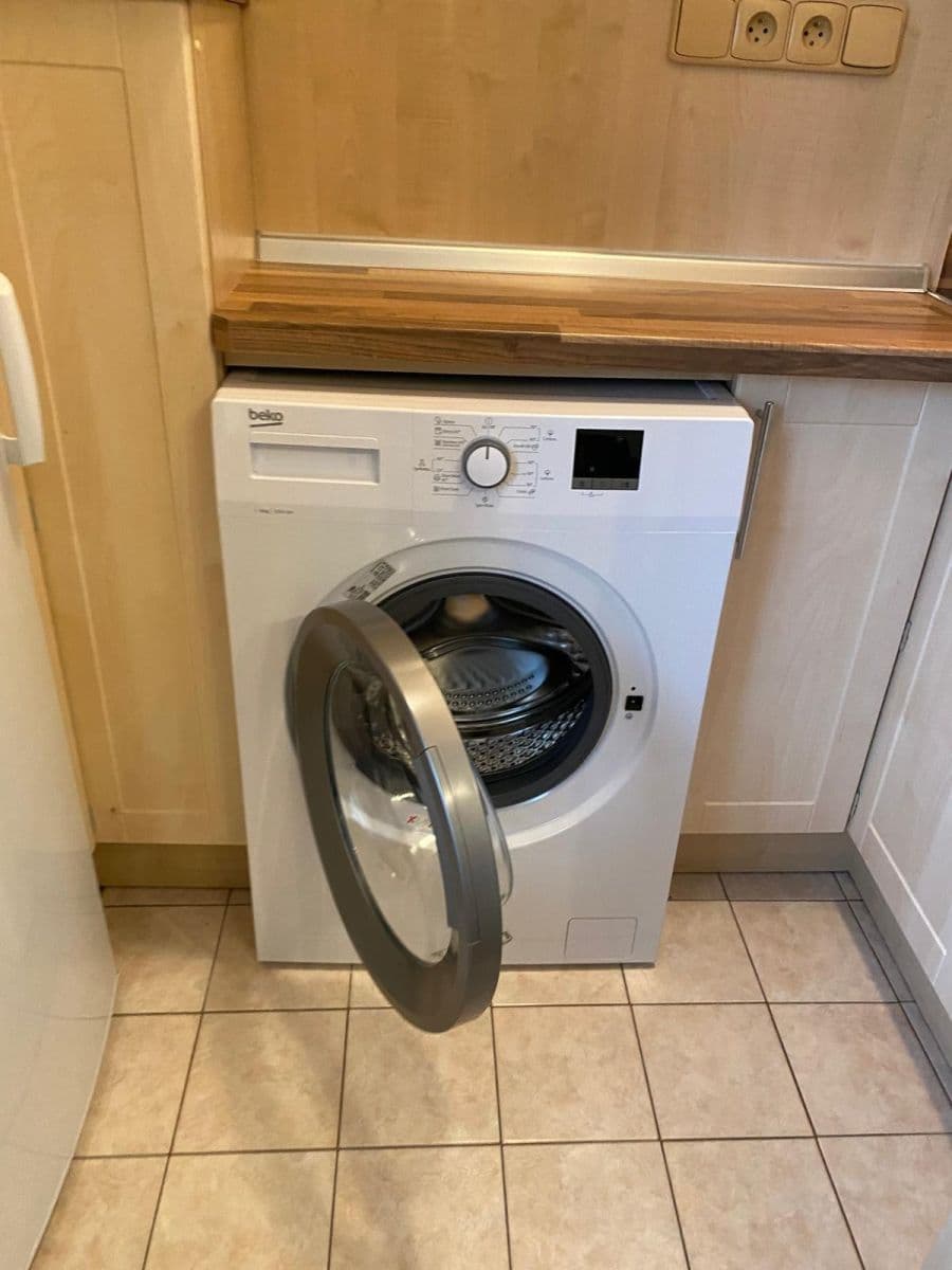 Studio flat to rent, 27 m², Plojharova, Prague, Prague Studio flat to rent, 27 m², Plojharova, Prague, Prague