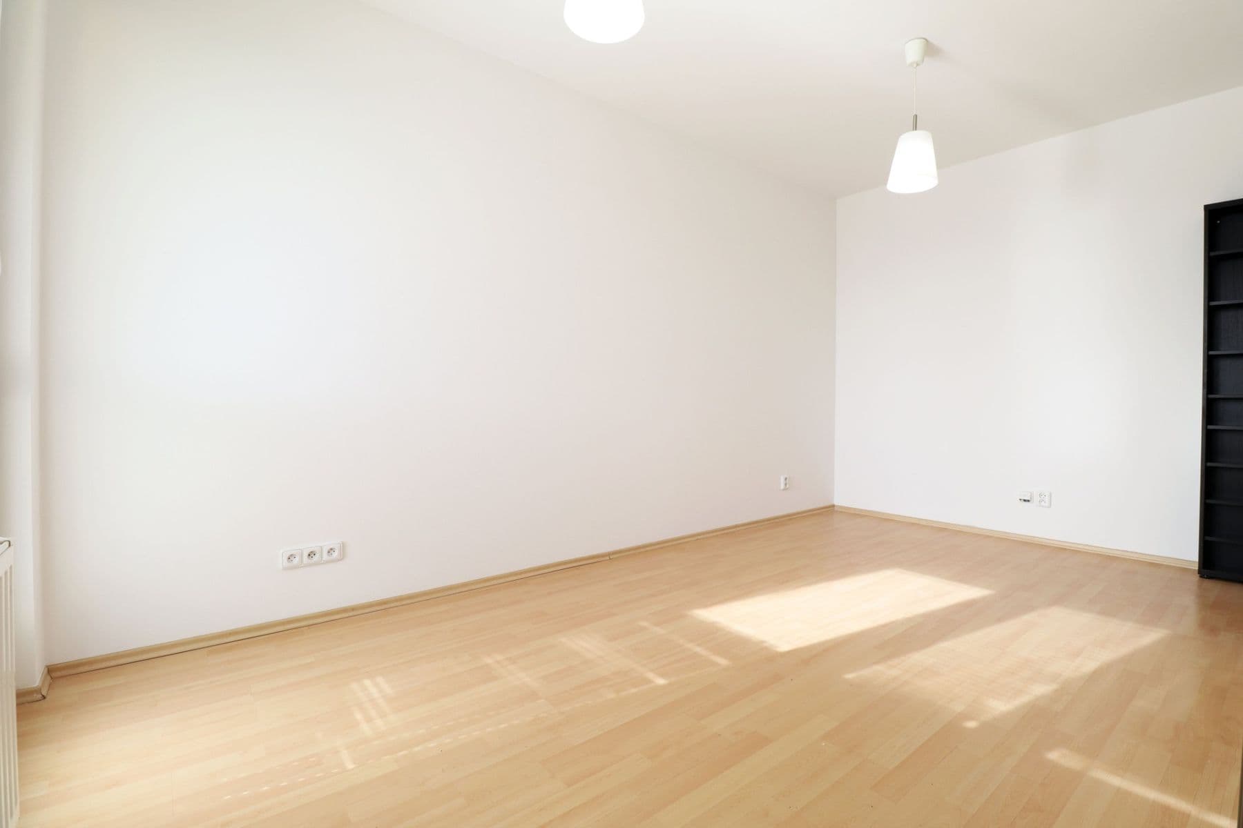 1 bedroom with open-plan kitchen flat to rent, 43 m², V Honech, Klecany, Středočeský Region 1 bedroom with open-plan kitchen flat to rent, 43 m², V Honech, Klecany, Středočeský Region