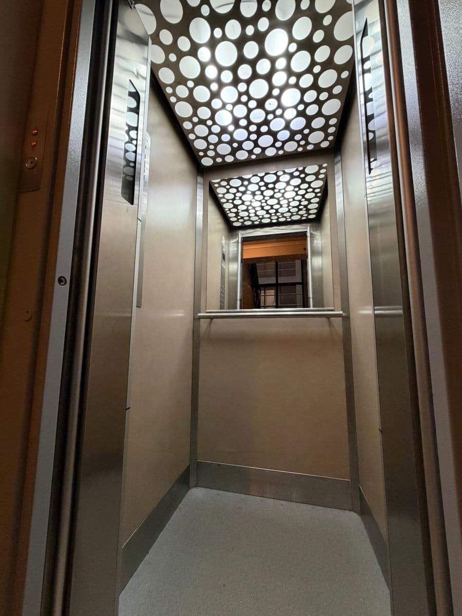 2 bedroom with open-plan kitchen flat for sale, 67 m², Sokolovská, Prague, Prague 2 bedroom with open-plan kitchen flat for sale, 67 m², Sokolovská, Prague, Prague