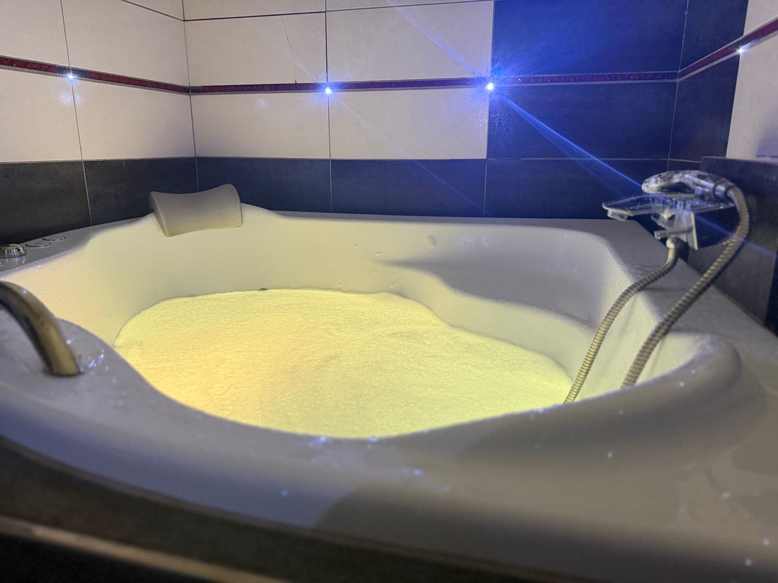 2 bedroom with open-plan kitchen flat for sale, 67 m², Sokolovská, Prague, Prague 2 bedroom with open-plan kitchen flat for sale, 67 m², Sokolovská, Prague, Prague