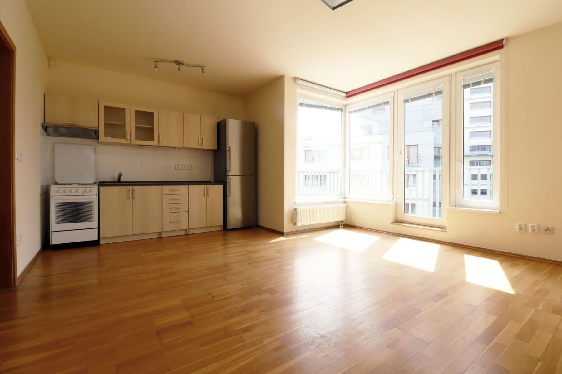 1 bedroom with open-plan kitchen flat to rent, 57 m², Janýrova, Prague, Prague 1 bedroom with open-plan kitchen flat to rent, 57 m², Janýrova, Prague, Prague