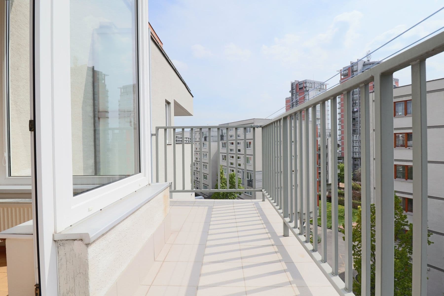 1 bedroom with open-plan kitchen flat to rent, 57 m², Janýrova, Prague, Prague 1 bedroom with open-plan kitchen flat to rent, 57 m², Janýrova, Prague, Prague