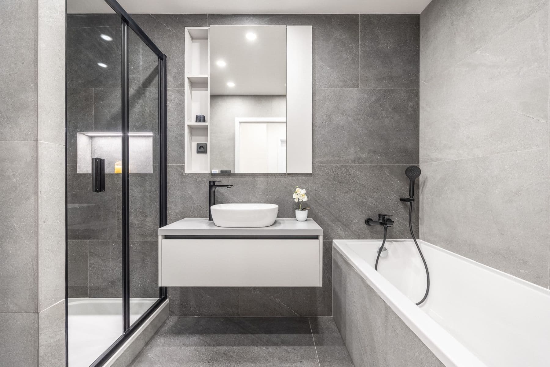 2 bedroom with open-plan kitchen flat for sale, 80 m², Hrudičkova, Prague, Prague 2 bedroom with open-plan kitchen flat for sale, 80 m², Hrudičkova, Prague, Prague