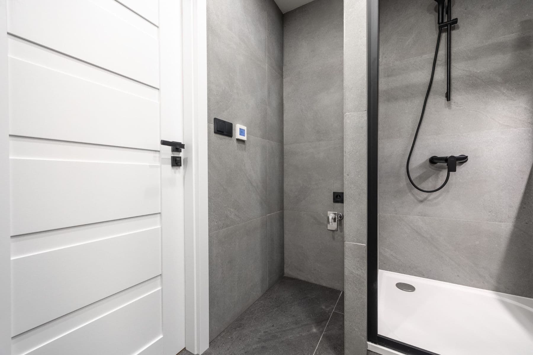 2 bedroom with open-plan kitchen flat for sale, 80 m², Hrudičkova, Prague, Prague 2 bedroom with open-plan kitchen flat for sale, 80 m², Hrudičkova, Prague, Prague