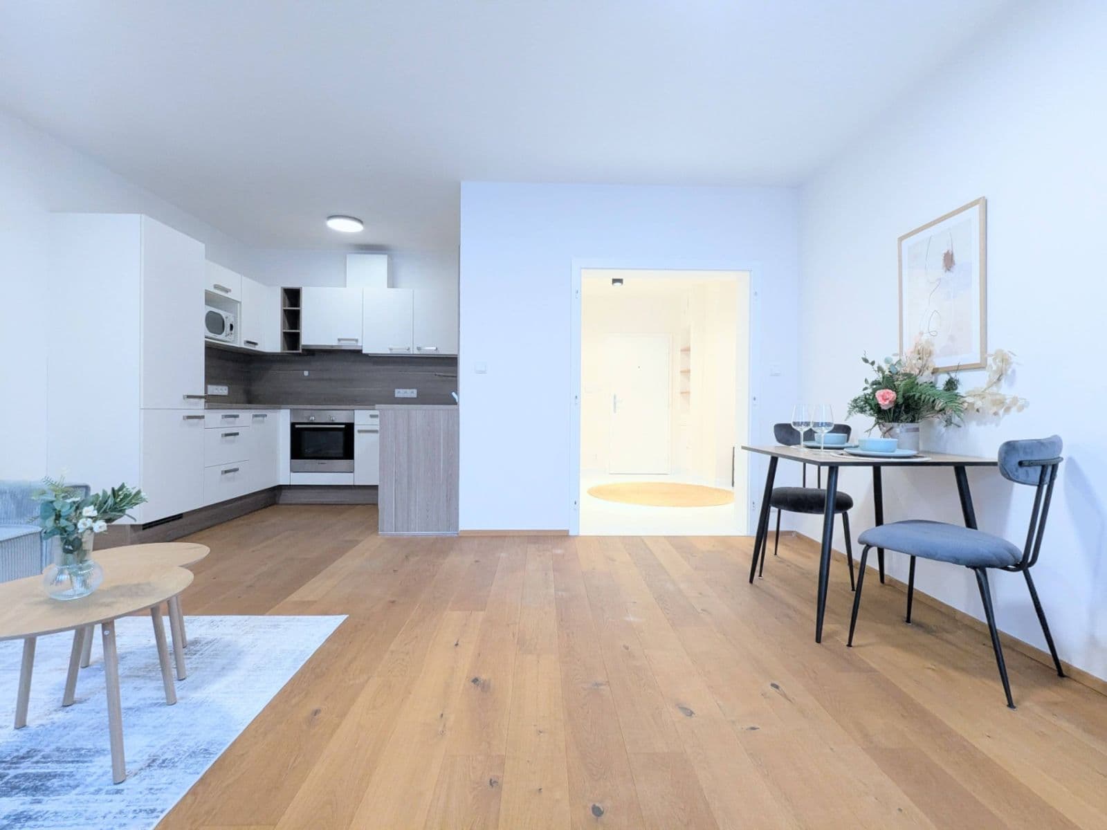 1 bedroom with open-plan kitchen flat to rent, 58 m², Pod Havránkou, Prague, Prague 1 bedroom with open-plan kitchen flat to rent, 58 m², Pod Havránkou, Prague, Prague