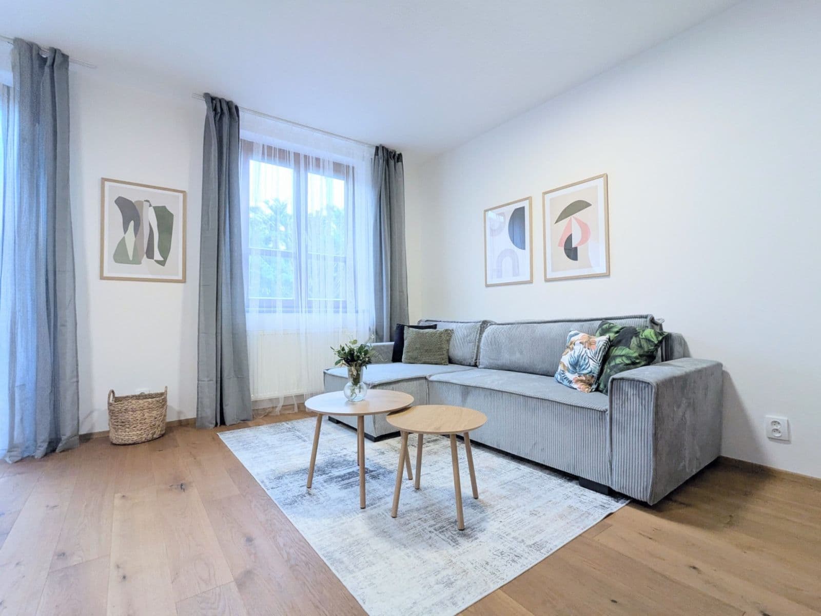 1 bedroom with open-plan kitchen flat to rent, 58 m², Pod Havránkou, Prague, Prague 1 bedroom with open-plan kitchen flat to rent, 58 m², Pod Havránkou, Prague, Prague