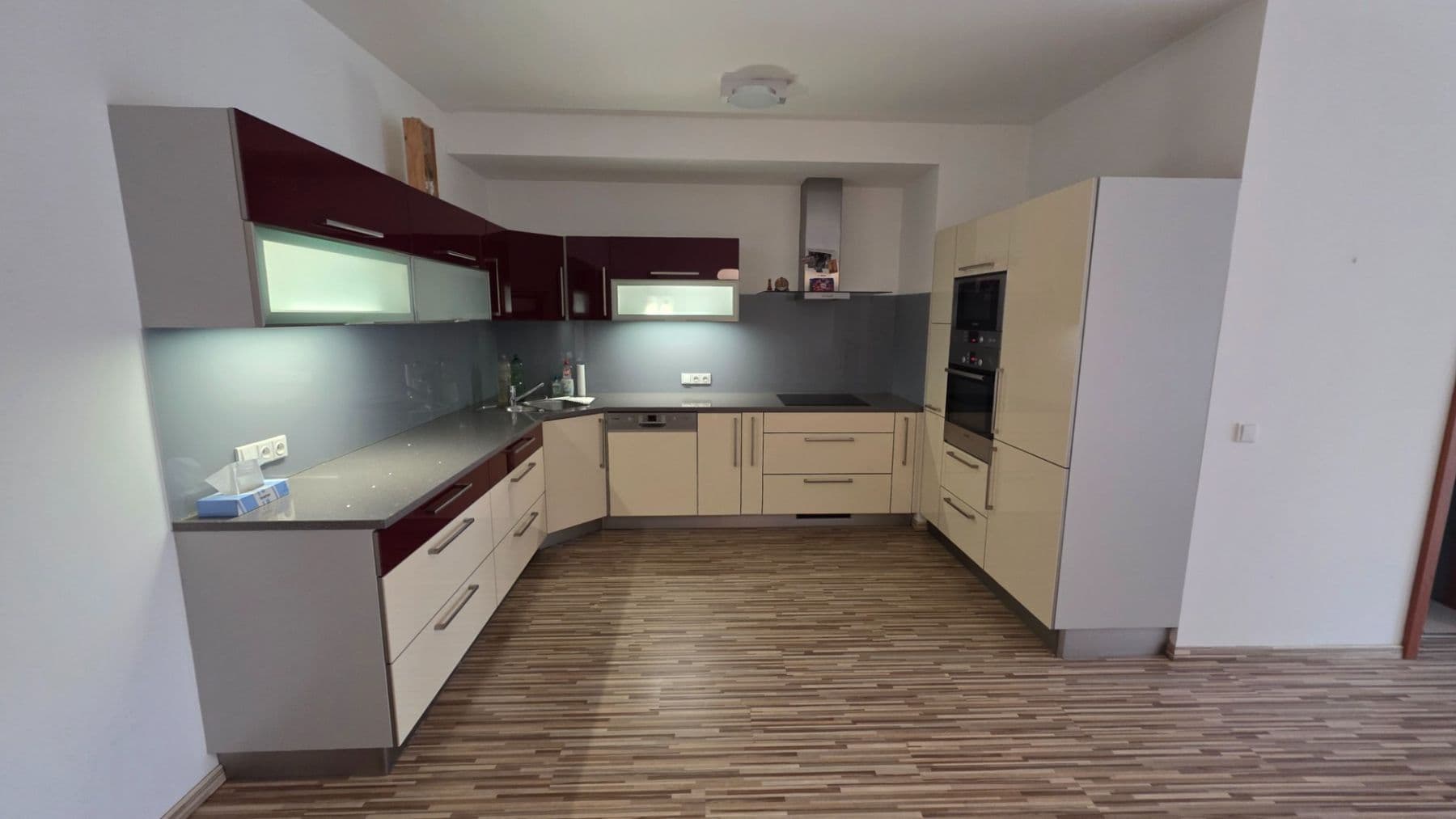 4 bedroom with open-plan kitchen flat for sale, 154 m², Edisonova, Prague, Prague 4 bedroom with open-plan kitchen flat for sale, 154 m², Edisonova, Prague, Prague