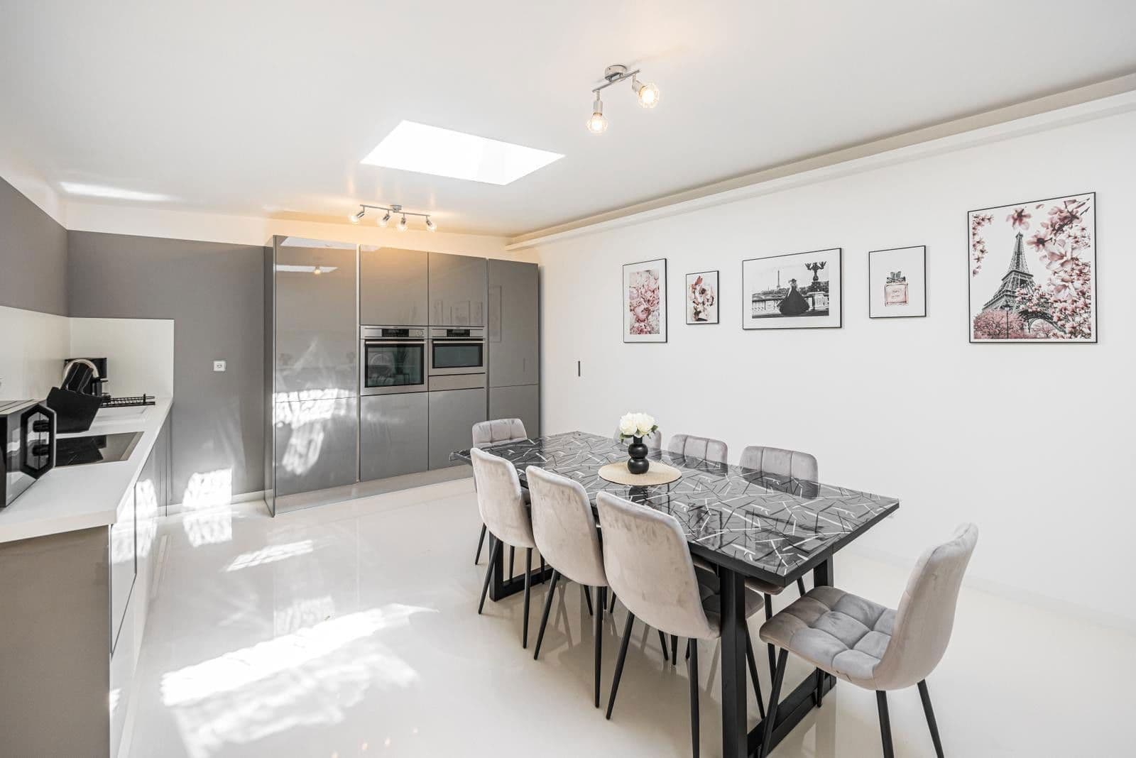 house for sale, 1,560 m², Landsberger Straße 65, Halle, Saxony-Anhalt house for sale, 1,560 m², Landsberger Straße 65, Halle, Saxony-Anhalt