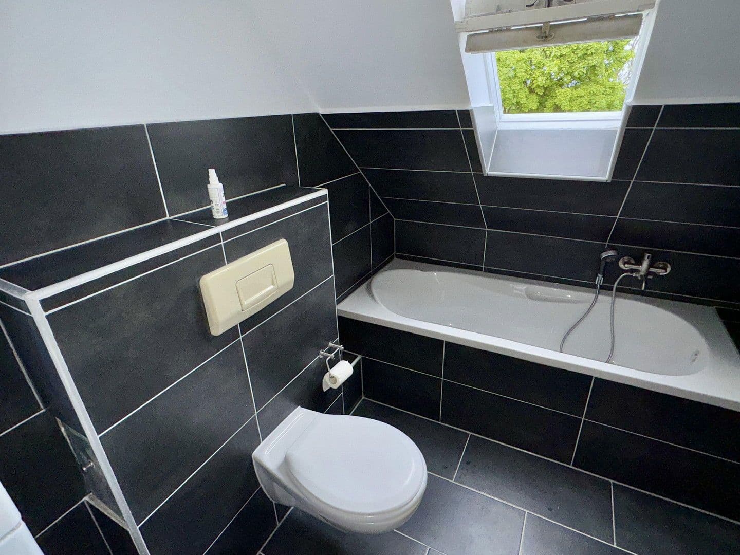 3 bedroom flat to rent, 80 m², Wuppertal Cronenberg, North Rhine-Westphalia 3 bedroom flat to rent, 80 m², Wuppertal Cronenberg, North Rhine-Westphalia