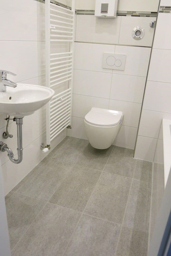 2 bedroom flat to rent, 60 m², Mühlenbroicher Weg 143, Düsseldorf, North Rhine-Westphalia 2 bedroom flat to rent, 60 m², Mühlenbroicher Weg 143, Düsseldorf, North Rhine-Westphalia