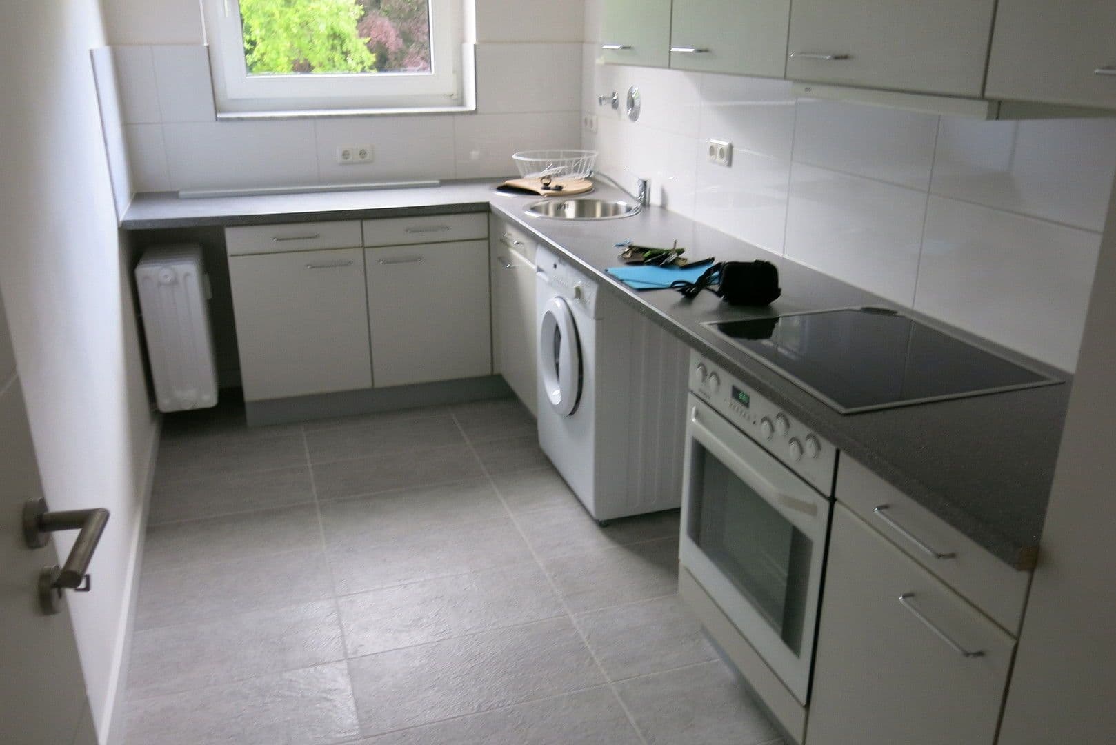 2 bedroom flat to rent, 60 m², Mühlenbroicher Weg 143, Düsseldorf, North Rhine-Westphalia 2 bedroom flat to rent, 60 m², Mühlenbroicher Weg 143, Düsseldorf, North Rhine-Westphalia