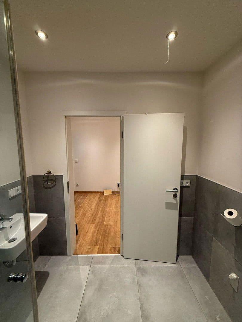 1 bedroom with open-plan kitchen flat to rent, 60 m², Friesenstraße 8, Augsburg Lechhausen, Bavaria 1 bedroom with open-plan kitchen flat to rent, 60 m², Friesenstraße 8, Augsburg Lechhausen, Bavaria