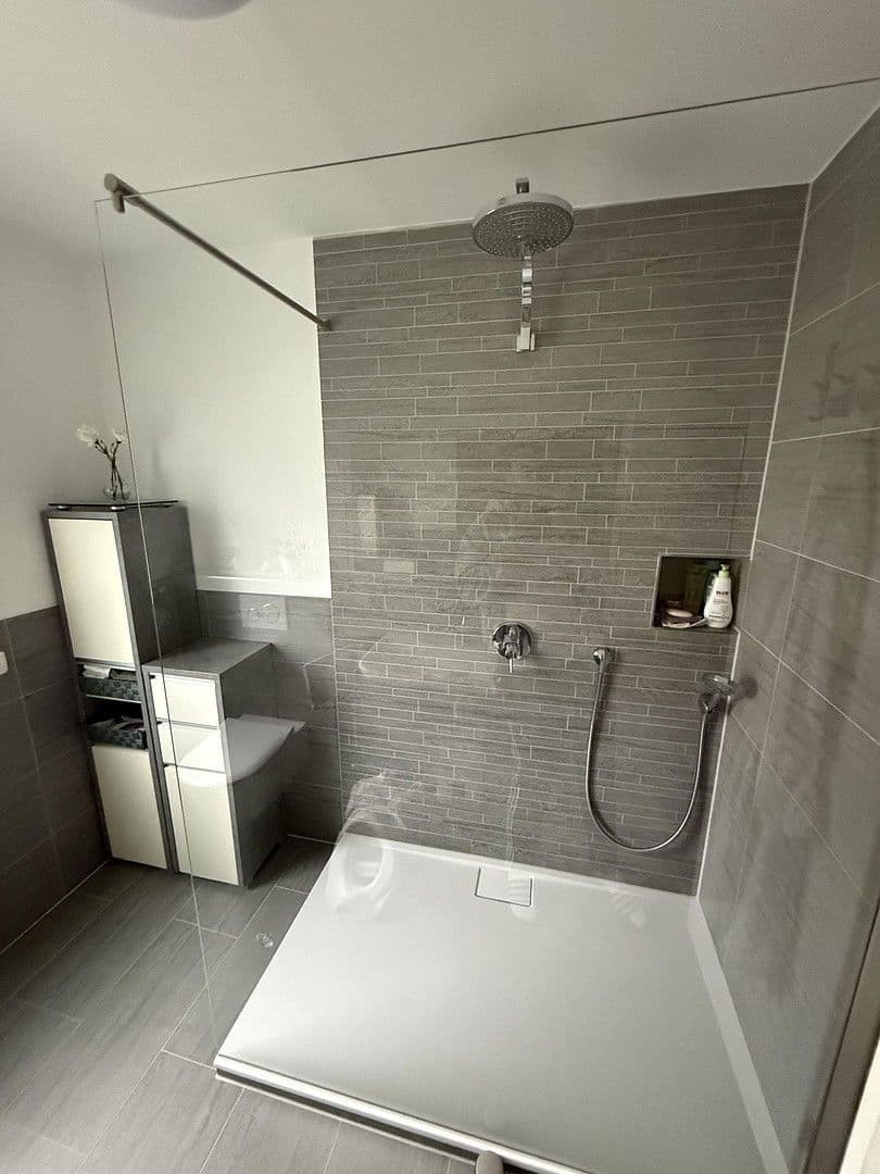 2 bedroom with open-plan kitchen flat to rent, 86 m², Teudaldstr. 3, Nackenheim, Rhineland-Palatinate 2 bedroom with open-plan kitchen flat to rent, 86 m², Teudaldstr. 3, Nackenheim, Rhineland-Palatinate