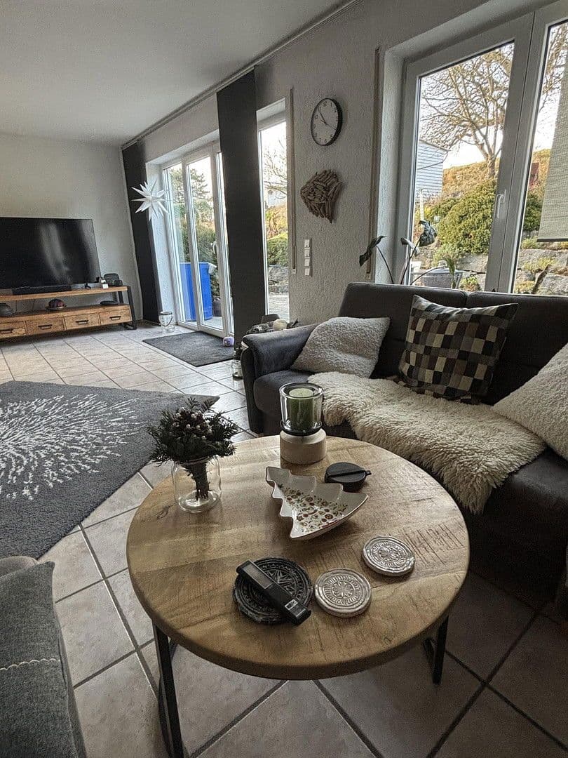 house for sale, 193 m², Hermann-Hesse-Straße 44 1, Niefern-Öschelbronn, Baden-Württemberg house for sale, 193 m², Hermann-Hesse-Straße 44 1, Niefern-Öschelbronn, Baden-Württemberg