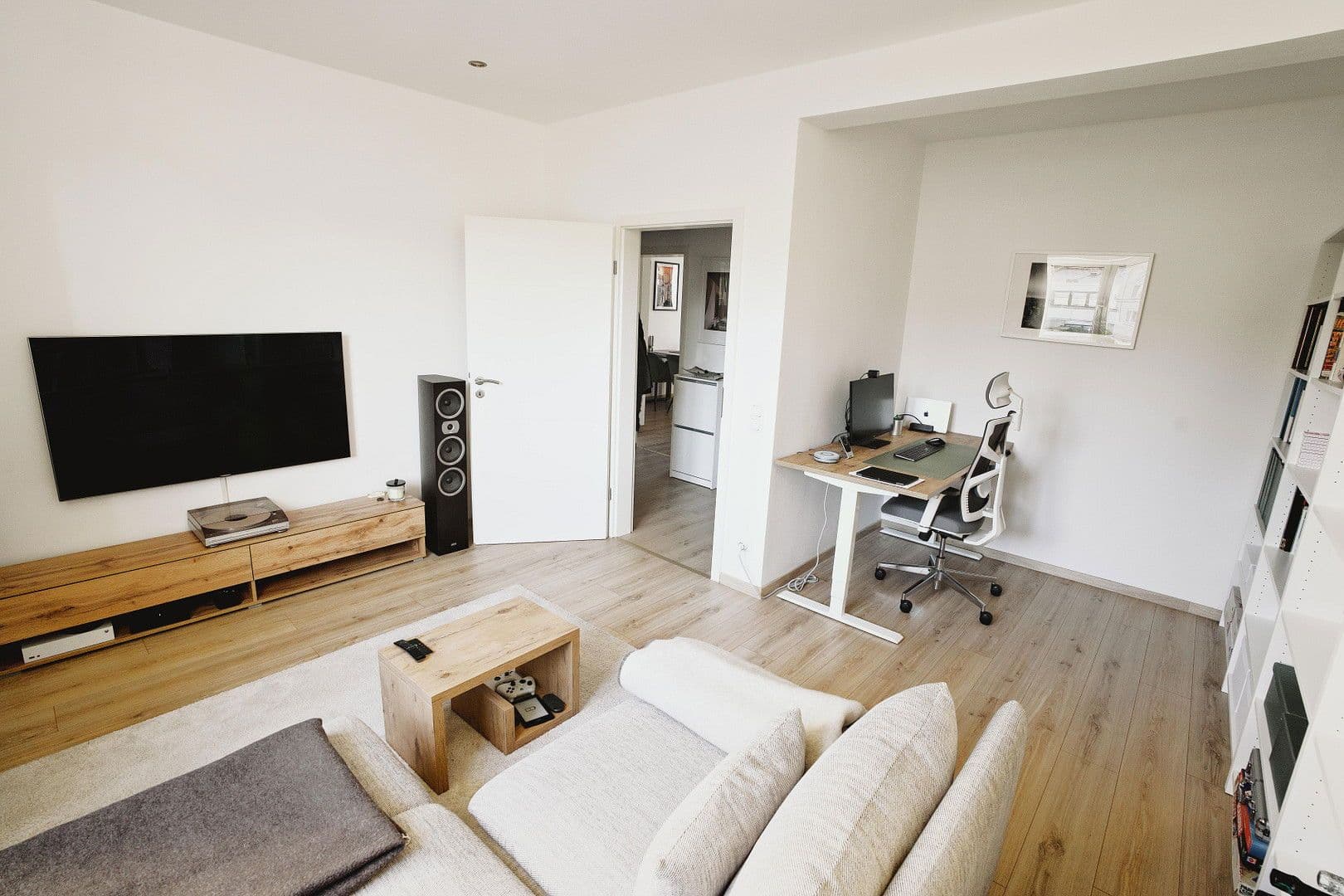 1 bedroom with open-plan kitchen flat to rent, 67 m², Holsterhauser Straße 129, Essen, North Rhine-Westphalia 1 bedroom with open-plan kitchen flat to rent, 67 m², Holsterhauser Straße 129, Essen, North Rhine-Westphalia