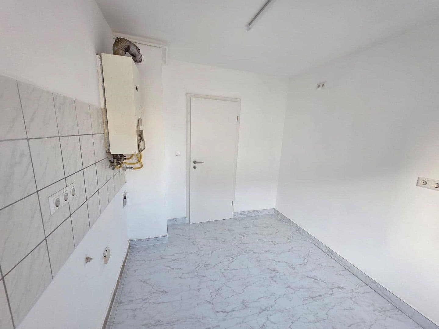 2 bedroom flat to rent, 68 m², Hohenstaufenstr. 56, Pforzheim, Baden-Württemberg 2 bedroom flat to rent, 68 m², Hohenstaufenstr. 56, Pforzheim, Baden-Württemberg