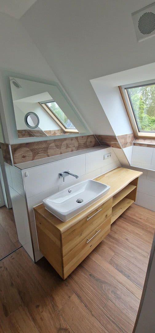 house to rent, 145 m², Weydemeyerstr 180a, Chemnitz, Saxony house to rent, 145 m², Weydemeyerstr 180a, Chemnitz, Saxony