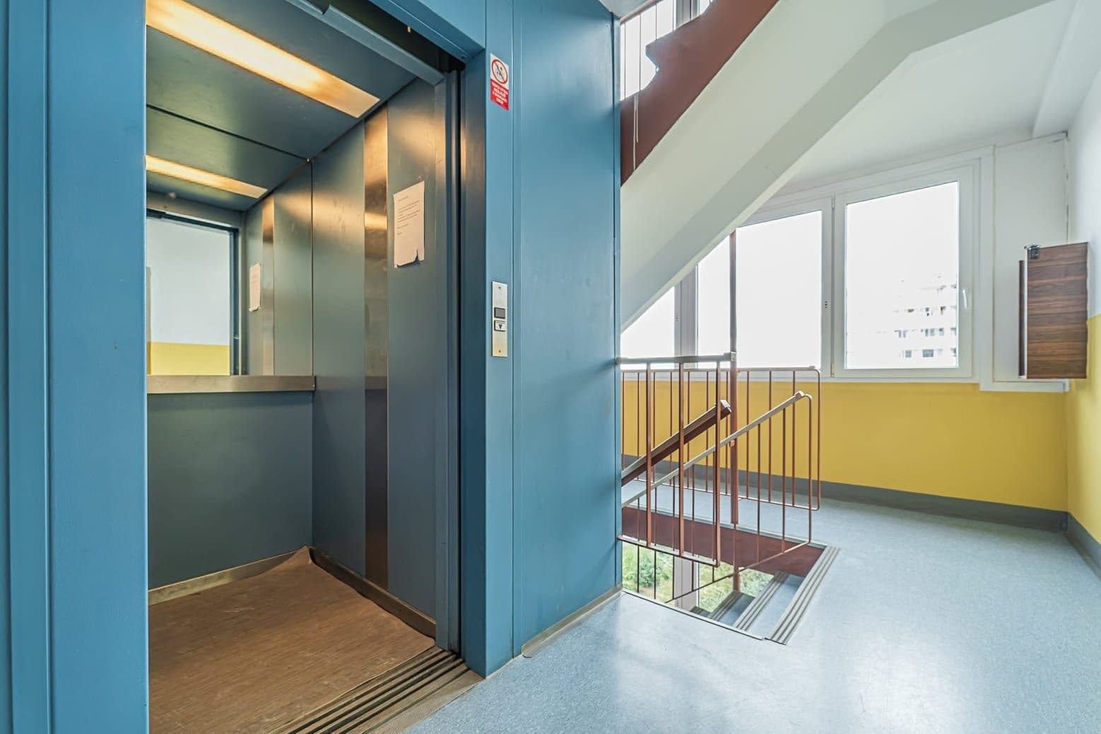 3 bedroom with open-plan kitchen flat to rent, 62 m², Prague, Prague 3 bedroom with open-plan kitchen flat to rent, 62 m², Prague, Prague